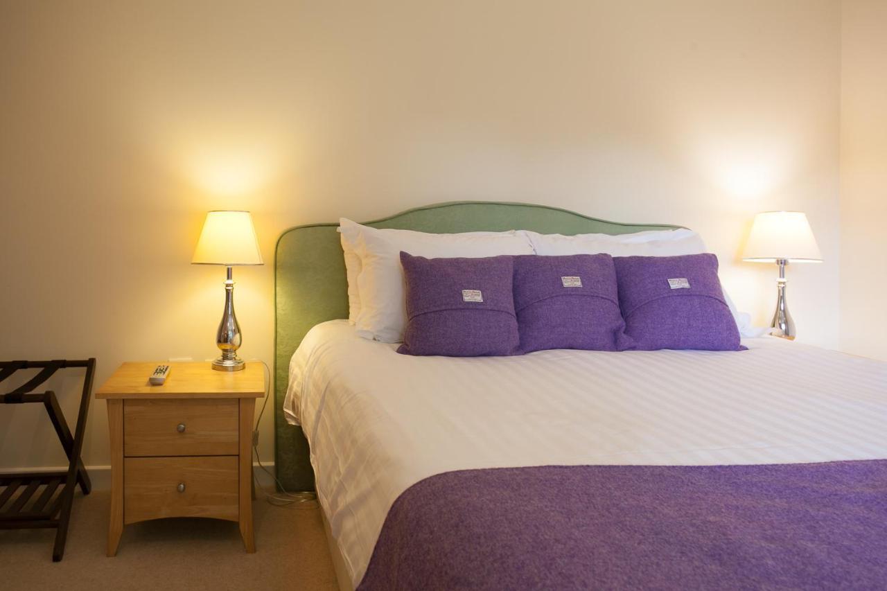 Loch Ness Abbey Cottages Fort Augustus Esterno foto