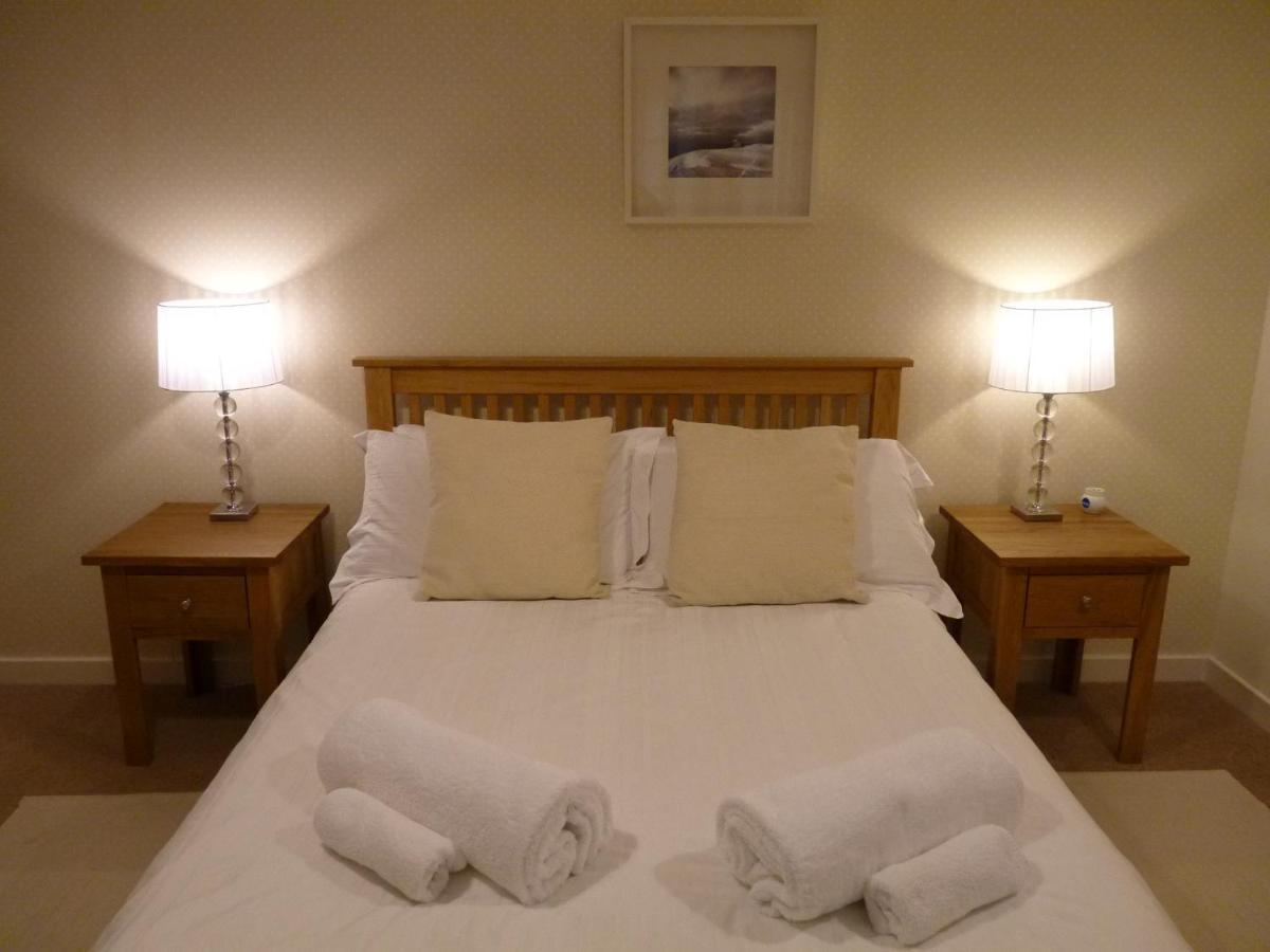Loch Ness Abbey Cottages Fort Augustus Esterno foto