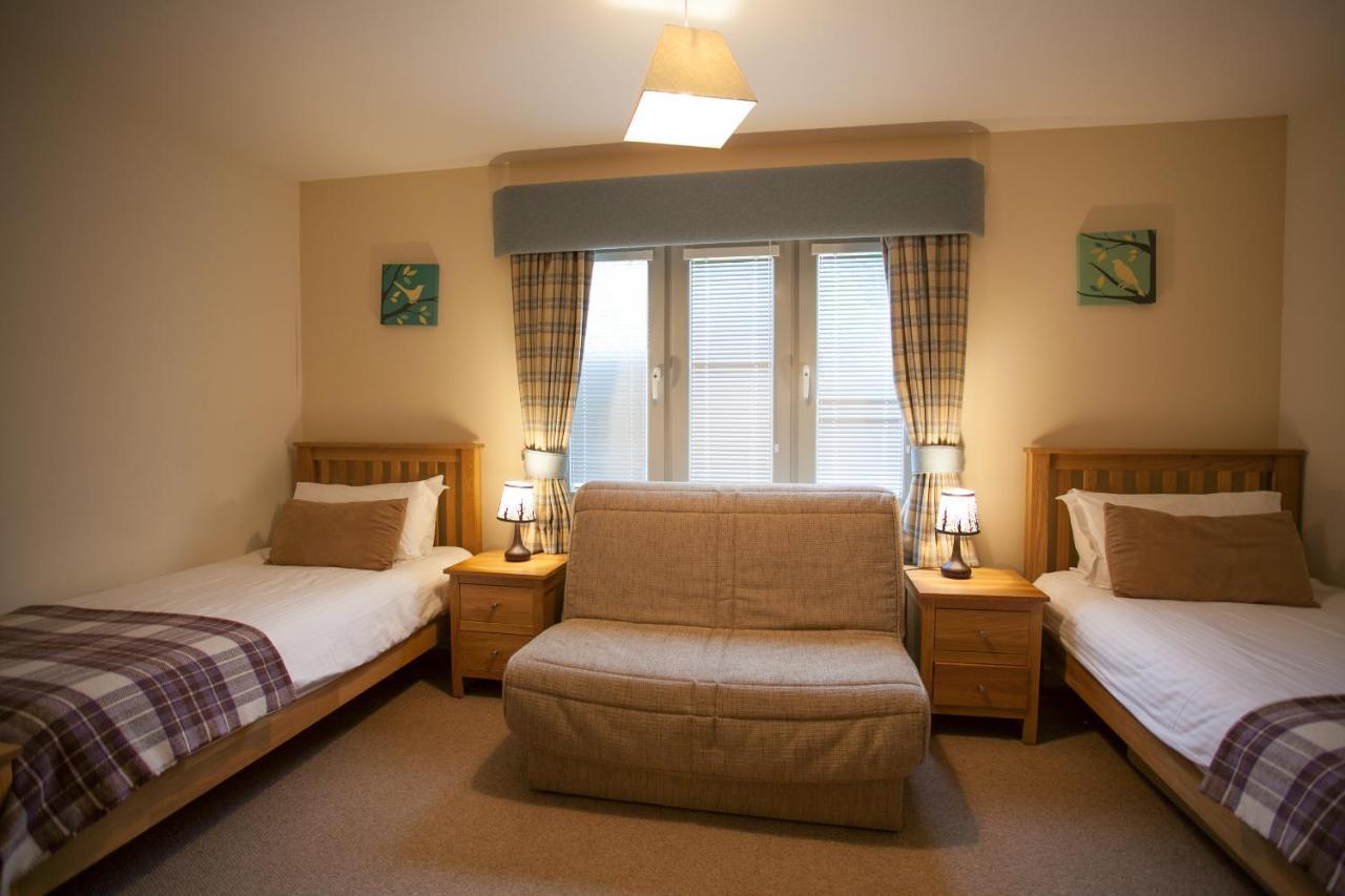 Loch Ness Abbey Cottages Fort Augustus Esterno foto