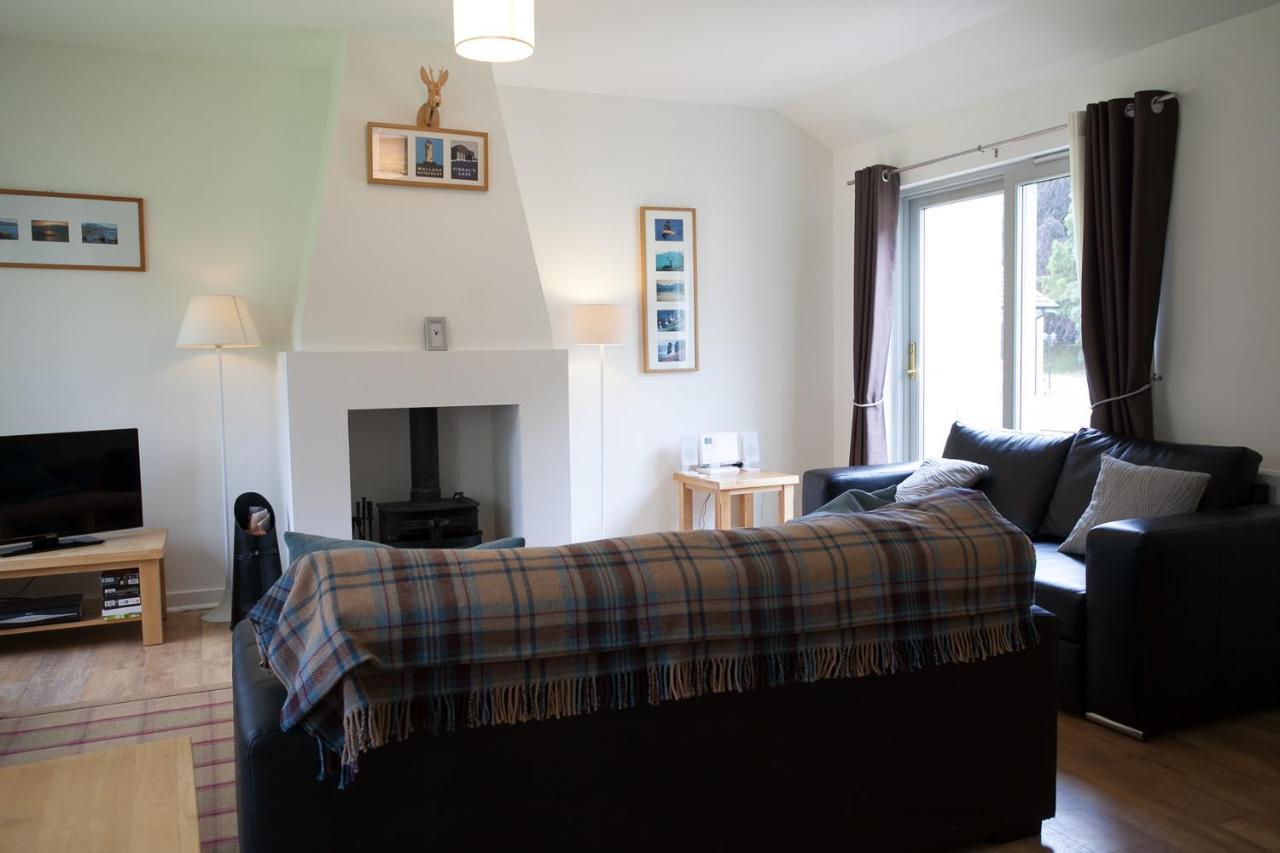 Loch Ness Abbey Cottages Fort Augustus Esterno foto
