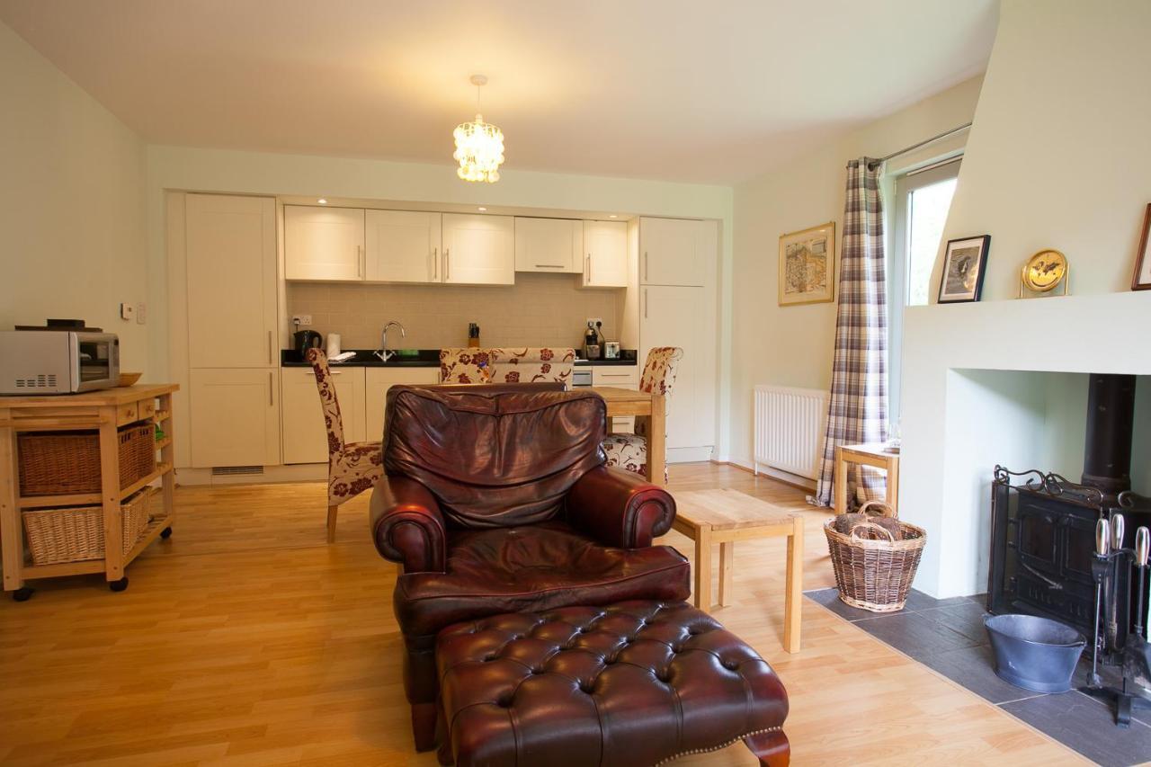 Loch Ness Abbey Cottages Fort Augustus Esterno foto