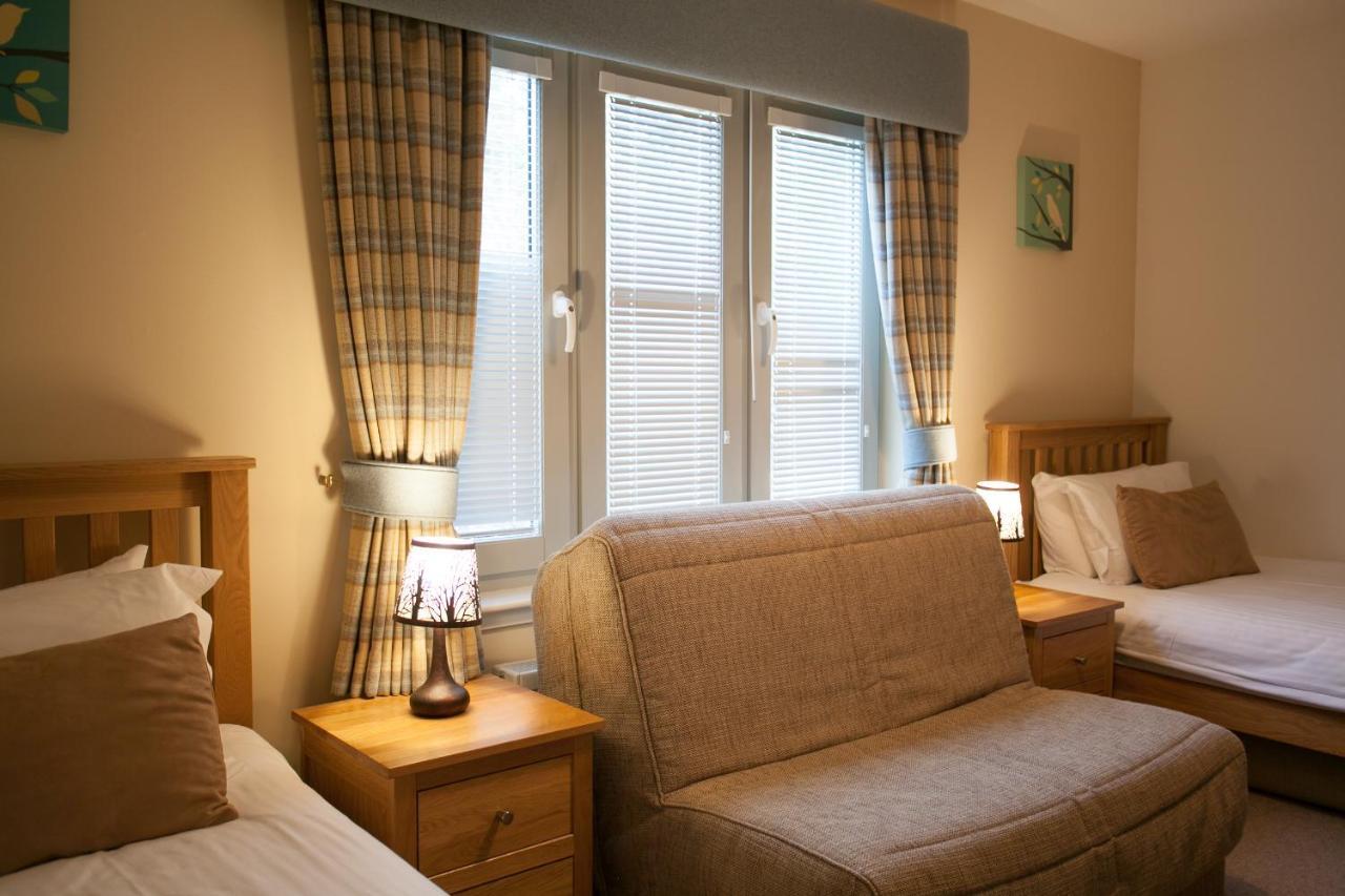 Loch Ness Abbey Cottages Fort Augustus Esterno foto
