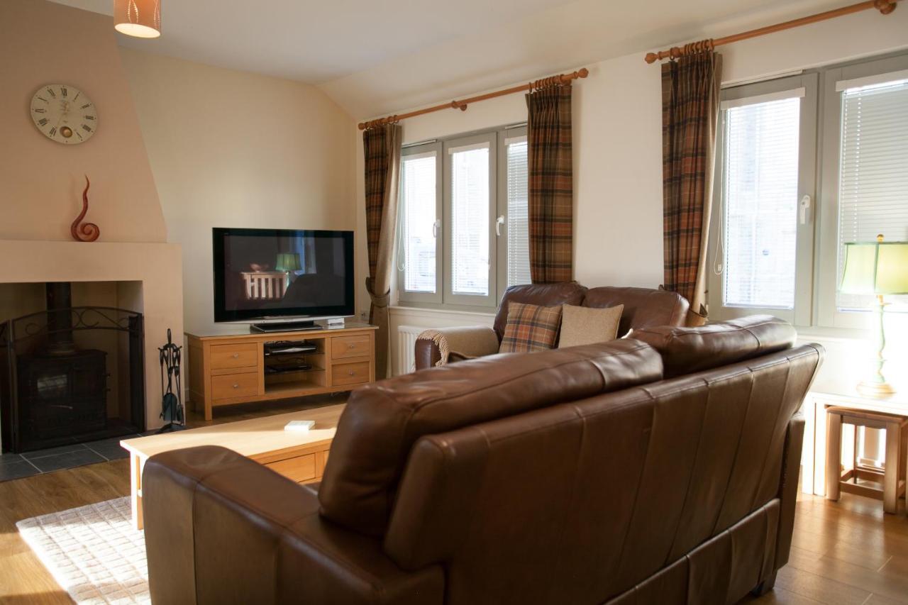 Loch Ness Abbey Cottages Fort Augustus Esterno foto